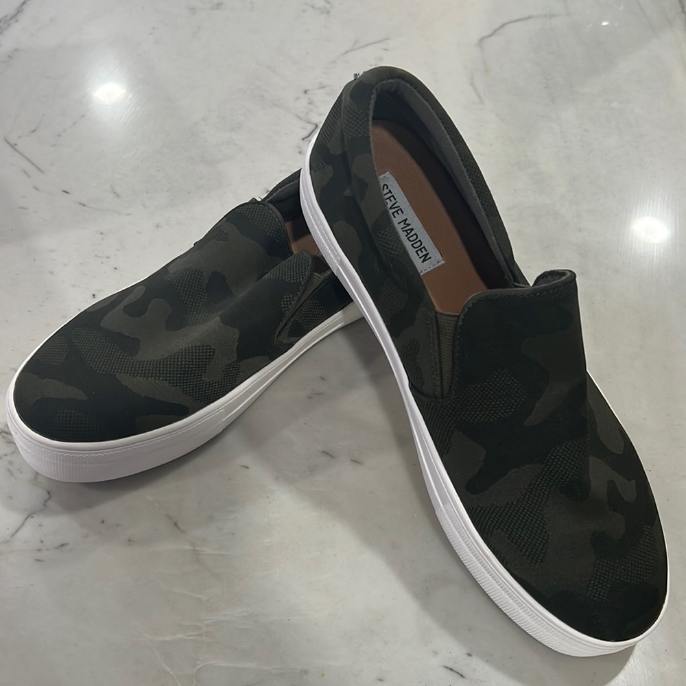 Steve Madden camouflage shoes